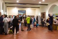 Ankunft der Teilnehmer:innen im Foyer der Pädagogischen Hochschule.